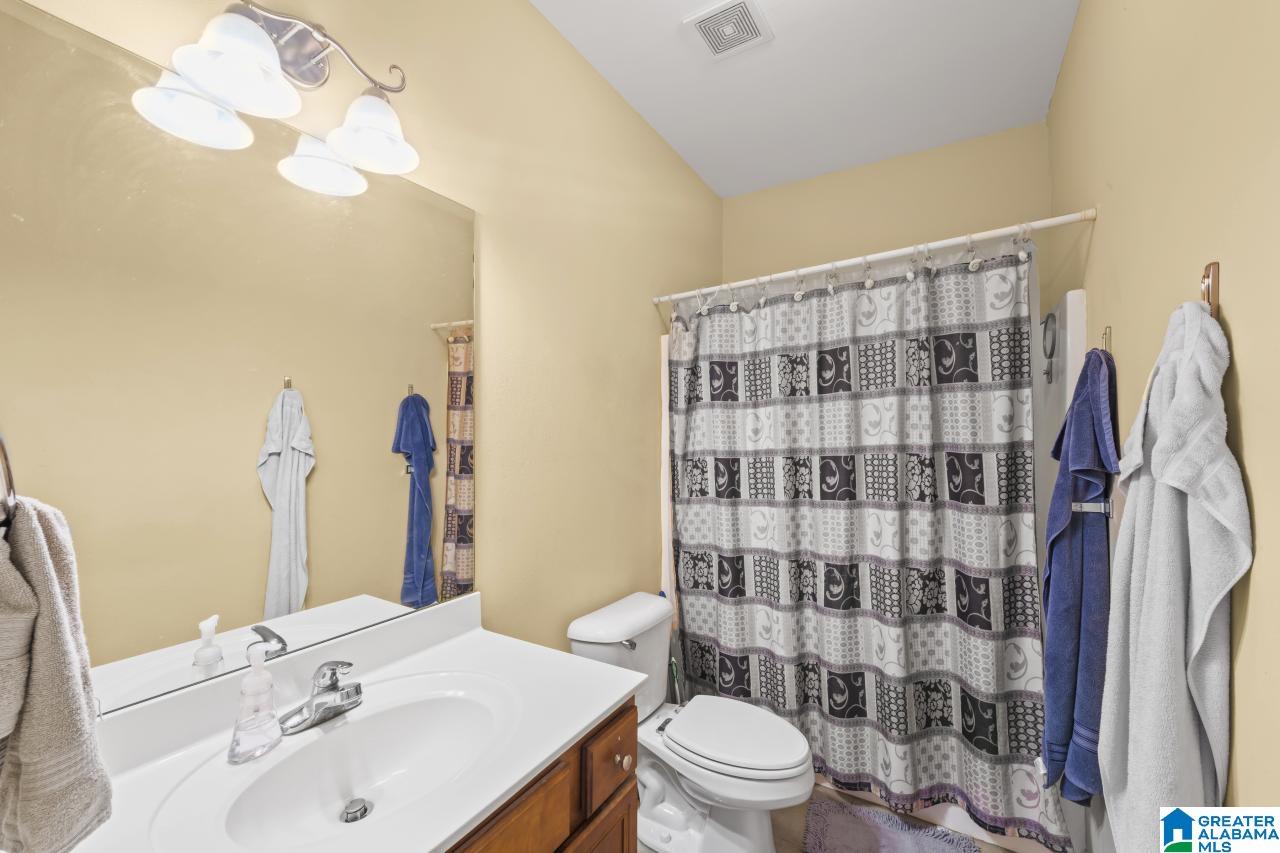 264 Nottingham Drive Calera, AL 35040 - Photo 15 of 33