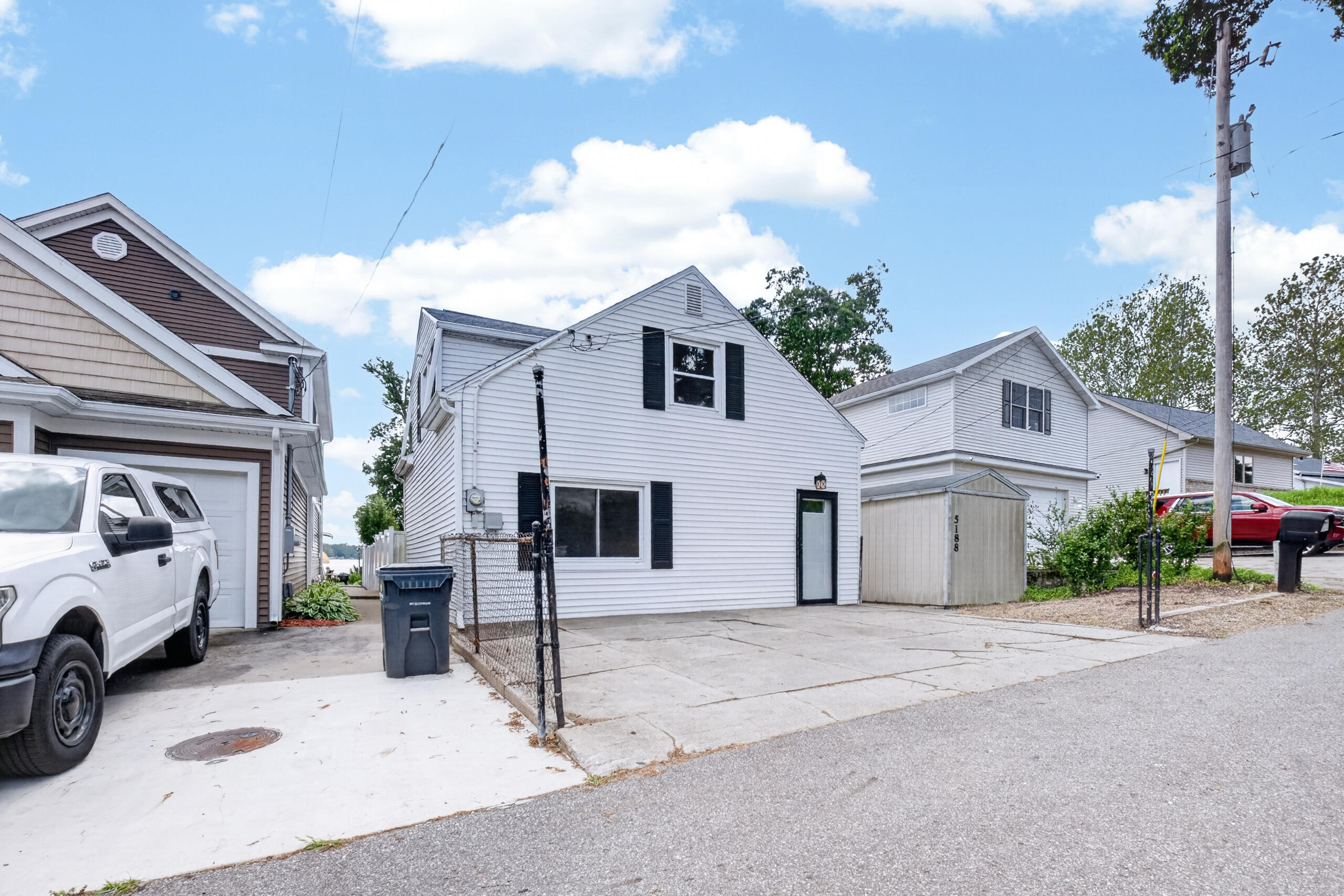 5188 Deep Point Drive Portage, MI 49002 - Photo 2 of 44 5188 Deep Point Dr, Portage, MI 49002_2