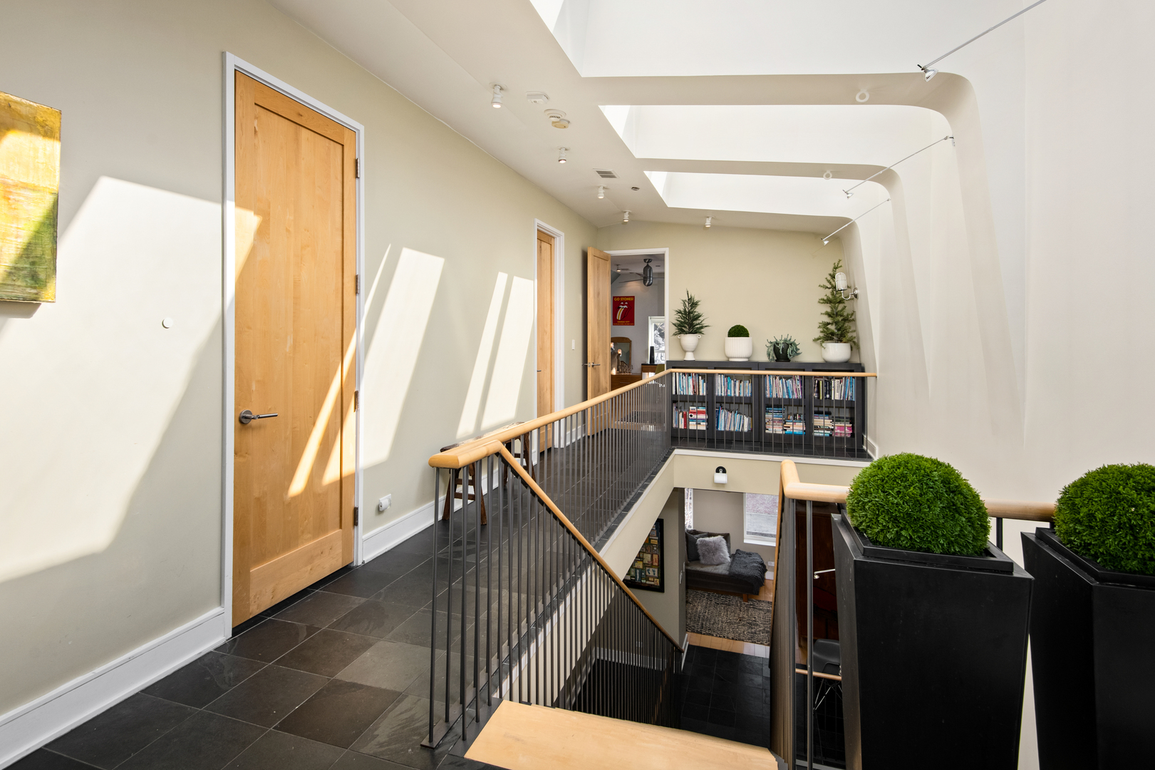 1708 North Mohawk Street Chicago, IL 60614 - Photo 24 of 33 a view of a balcony