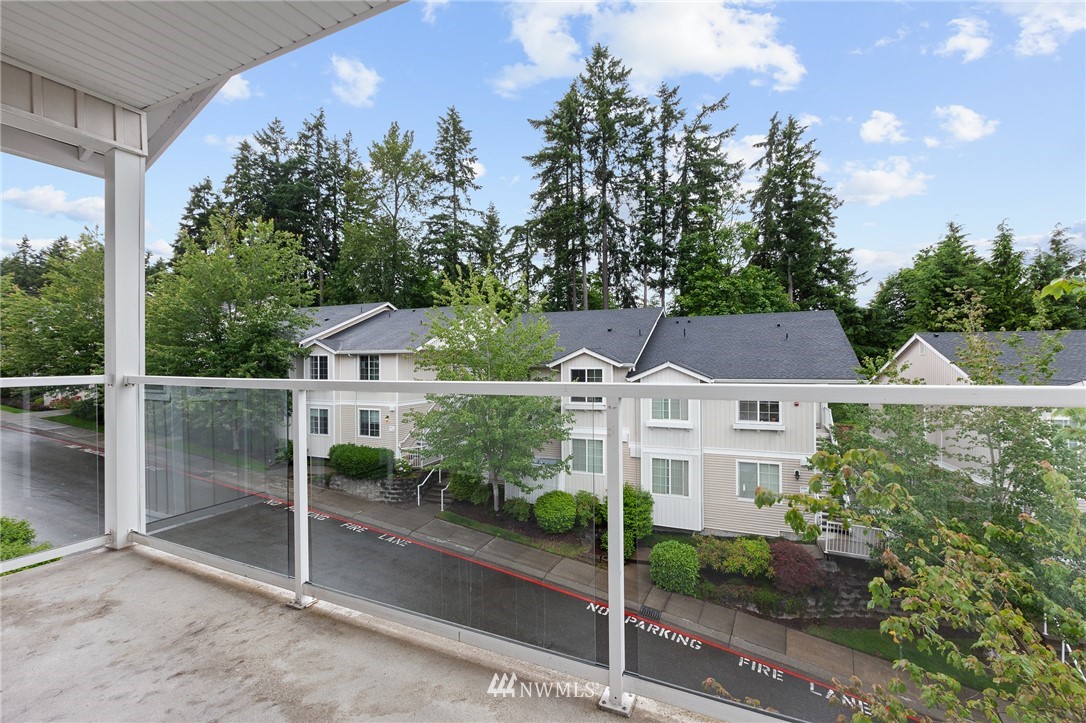 2808 Southeast 8th Place, Unit 2109 Renton, WA 98058 - Photo 11 of 27 Gallery Image 11