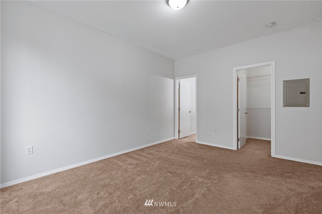 2808 Southeast 8th Place, Unit 2109 Renton, WA 98058 - Photo 18 of 27 Gallery Image 18