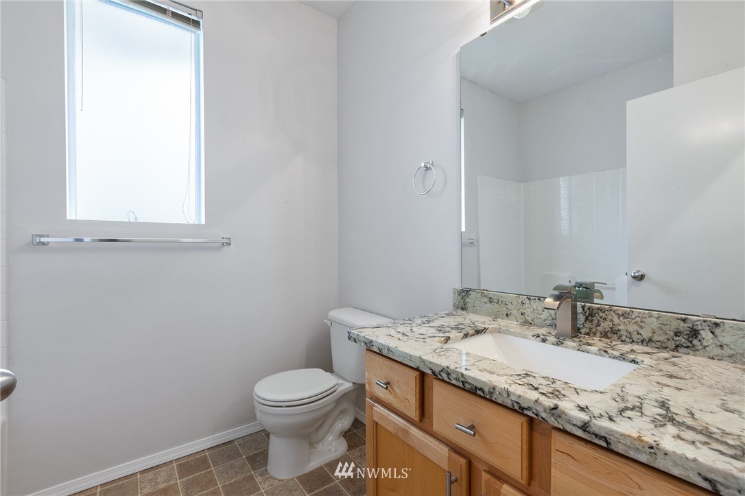 2808 Southeast 8th Place, Unit 2109 Renton, WA 98058 - Photo 25 of 27 Gallery Image 25
