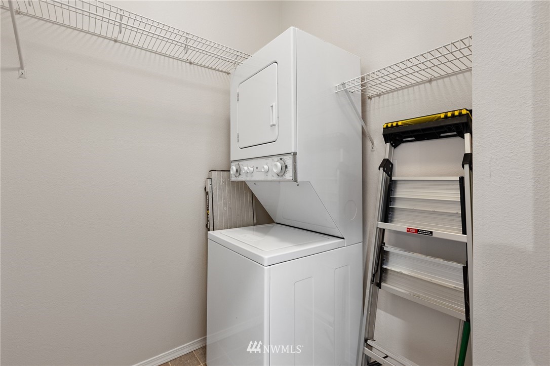 2808 Southeast 8th Place, Unit 2109 Renton, WA 98058 - Photo 26 of 27 Gallery Image 26