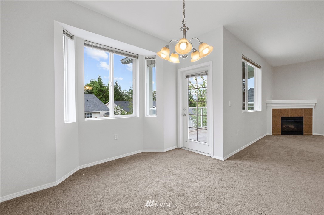 2808 Southeast 8th Place, Unit 2109 Renton, WA 98058 - Photo 7 of 27 Gallery Image 7