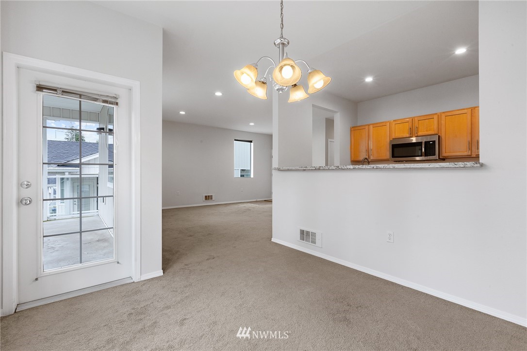 2808 Southeast 8th Place, Unit 2109 Renton, WA 98058 - Photo 8 of 27 Gallery Image 8