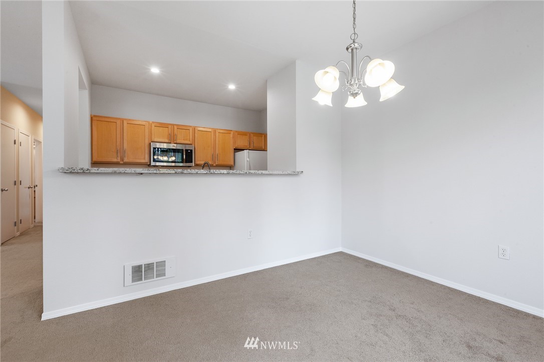 2808 Southeast 8th Place, Unit 2109 Renton, WA 98058 - Photo 9 of 27 Gallery Image 9