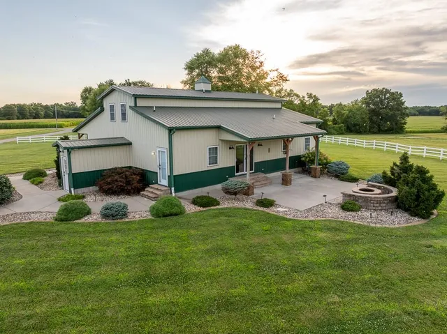 $620,000 | 520 Northeast 15504 County Road, Archie, MO 64725