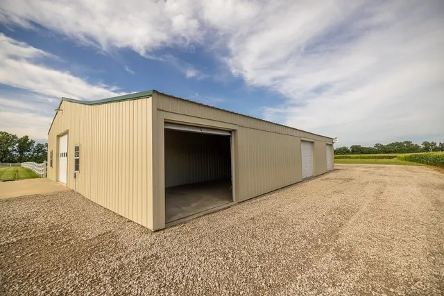 $620,000 | 520 Northeast 15504 County Road, Archie, MO 64725