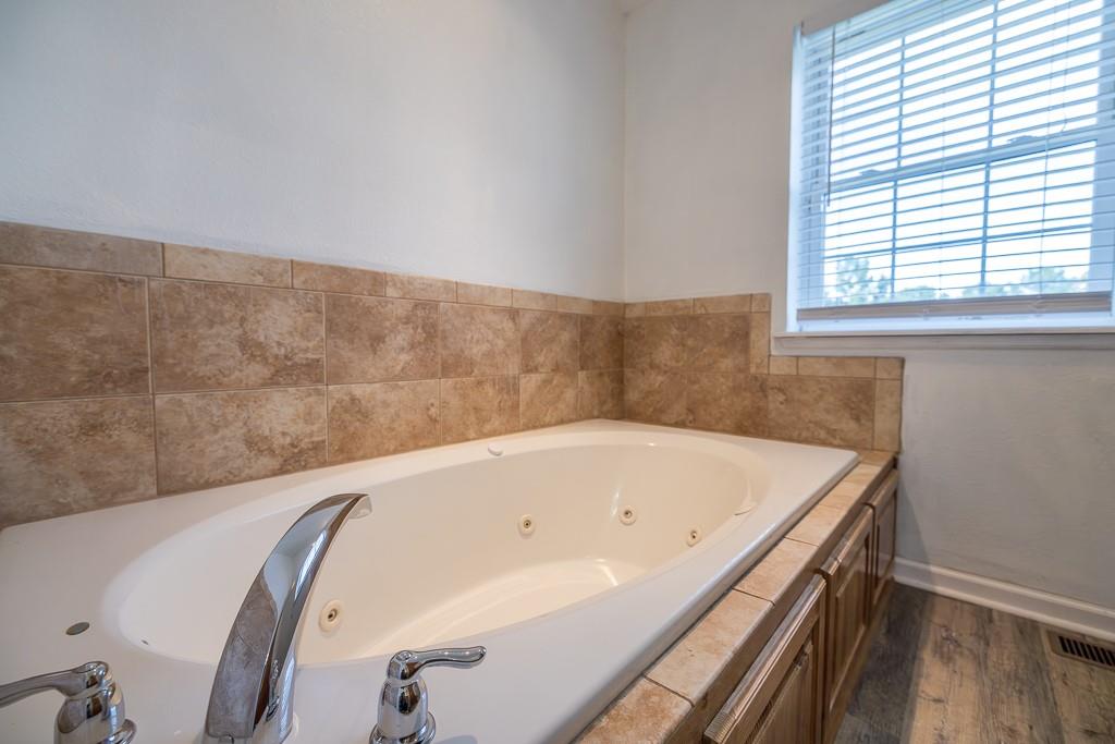 520 Northeast 15504 County Road Archie, MO 64725 - Photo 45 of 76