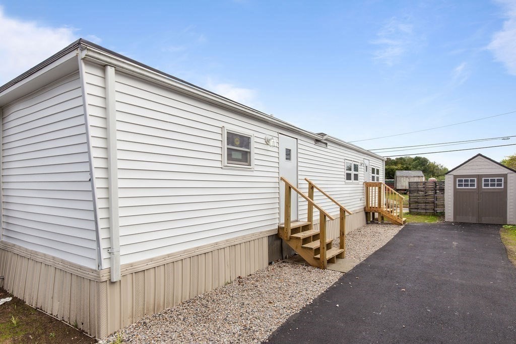 2 Sam Street Acushnet, MA 02743 - Photo 9 of 11 Gallery Image 9