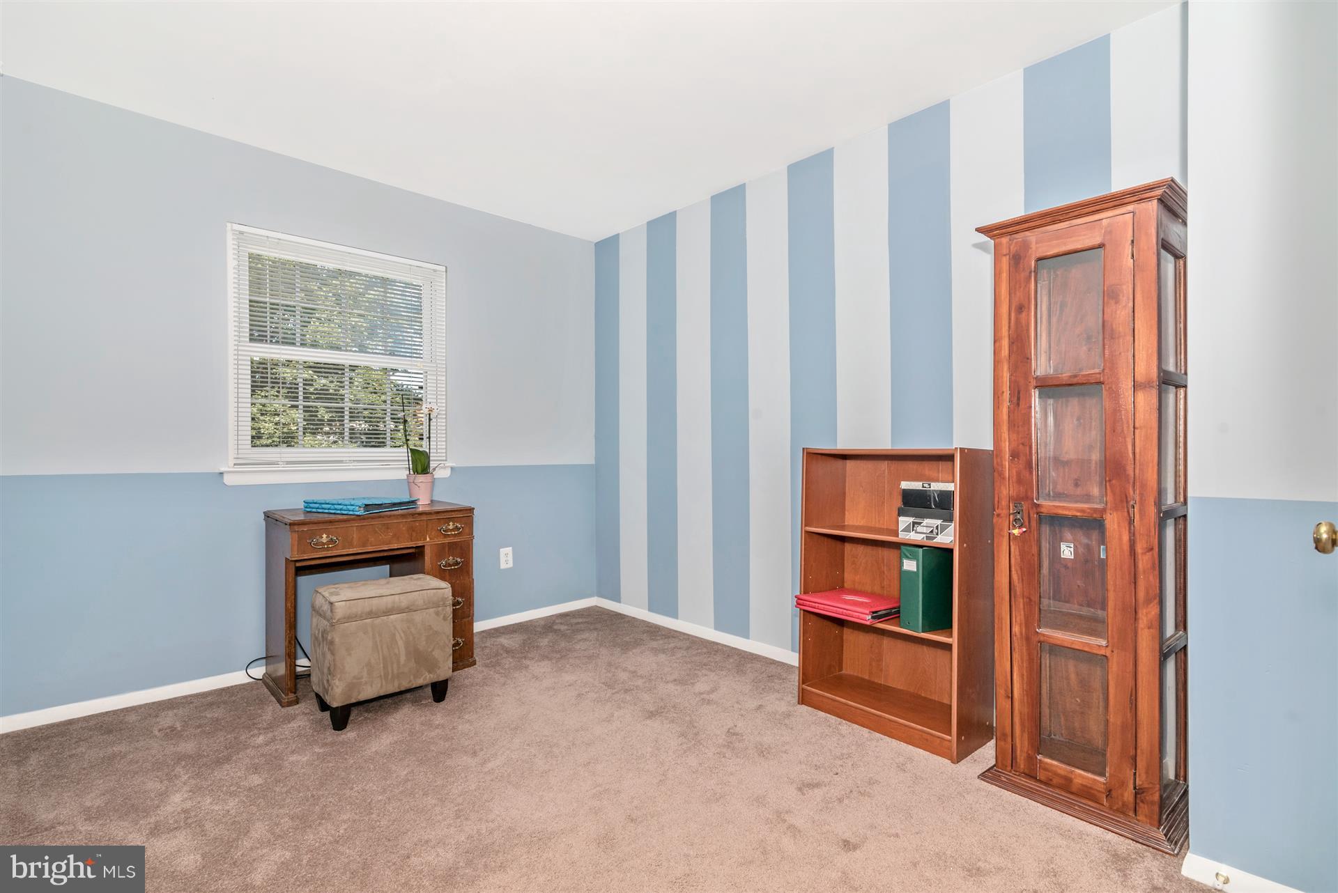 24125 Log House Road Gaithersburg, MD 20882 - Photo 14 of 29 3rd Bedroom