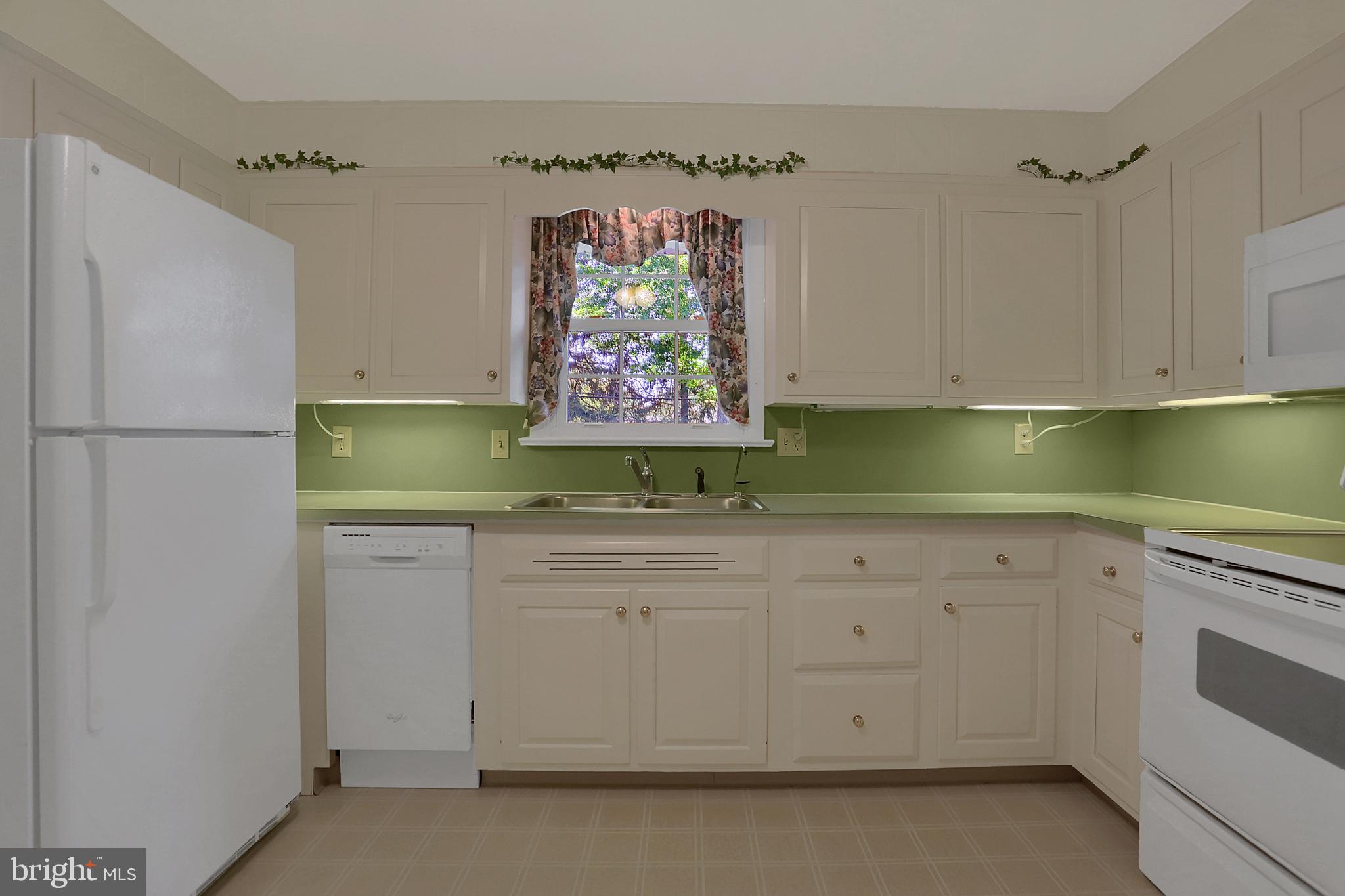 92 Quarry Road Leola, PA 17540 - Photo 11 of 32