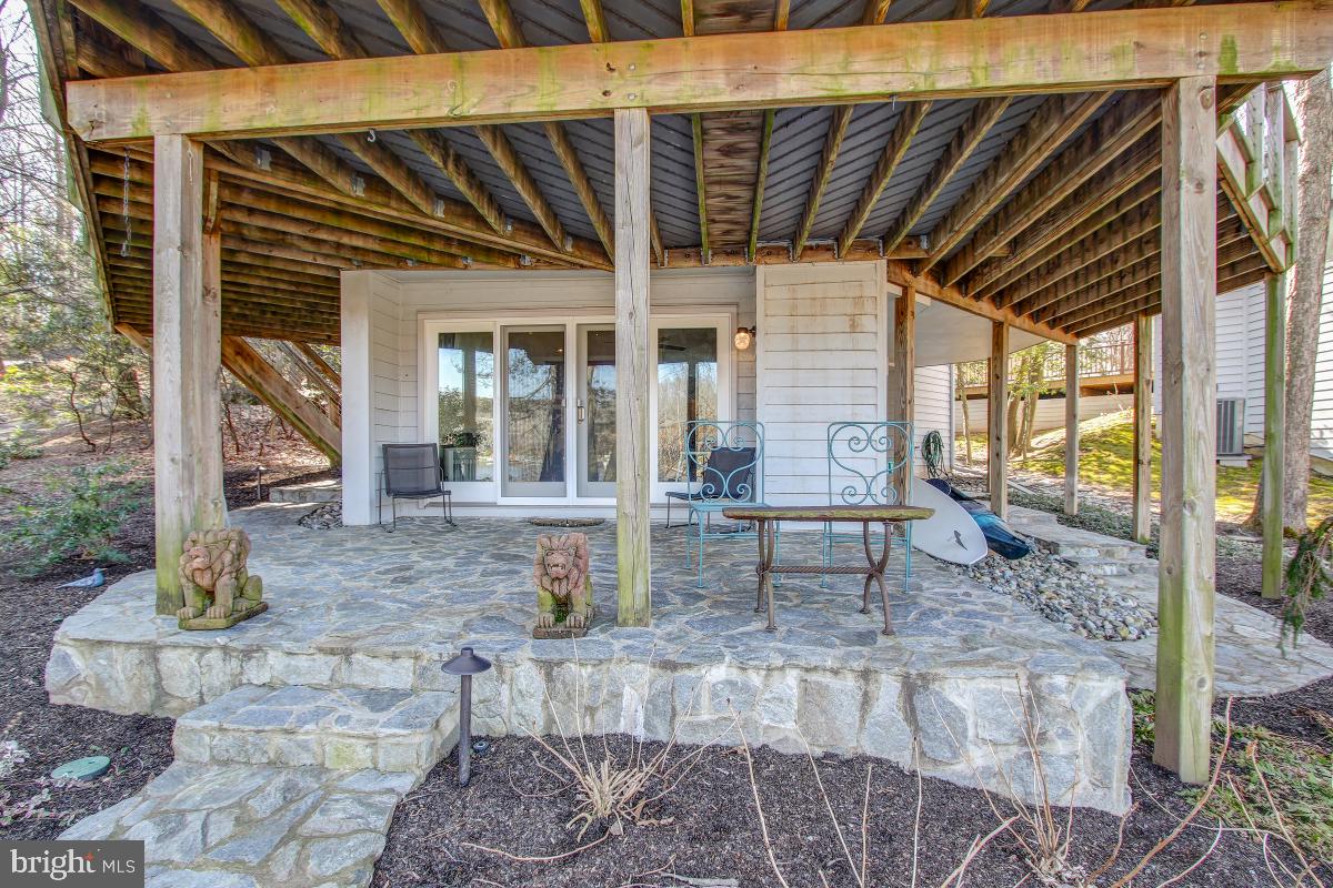 2258 Compass Point Lane Reston, VA 20191 - Photo 43 of 54