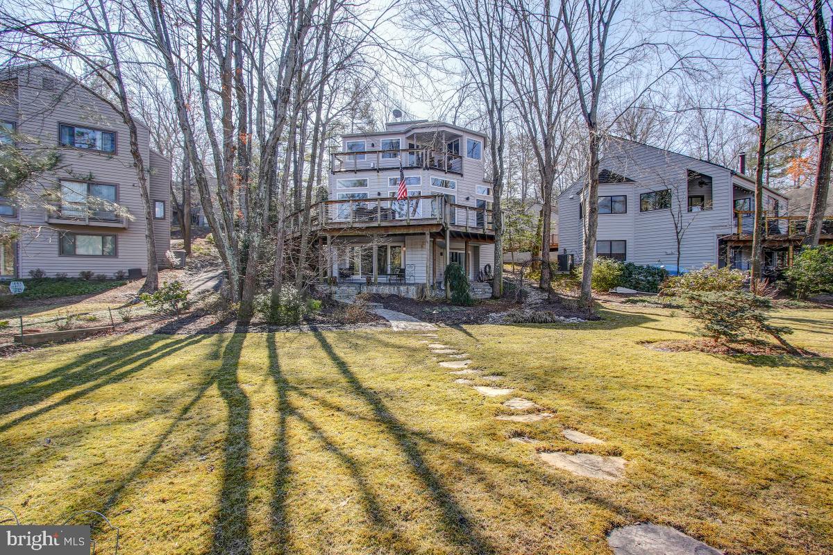 2258 Compass Point Lane Reston, VA 20191 - Photo 49 of 54