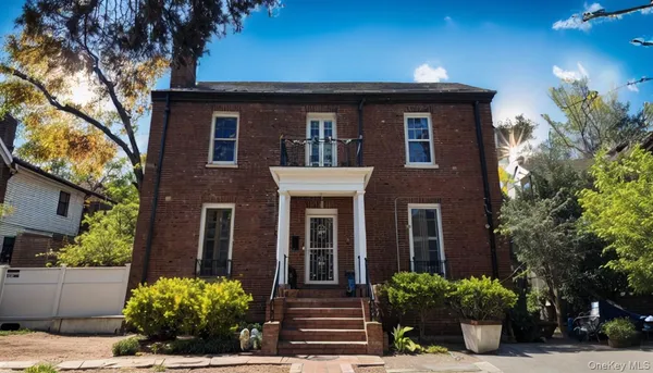 $1,500,000 | 568 West 261st Street | North Riverdale