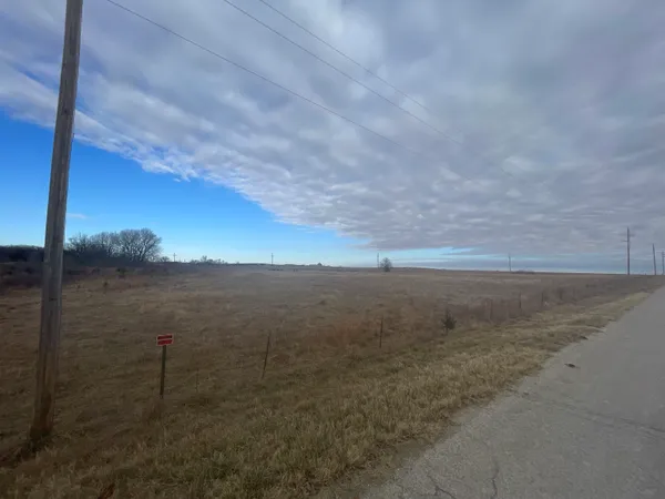 $49,000 | 0 Northeast 150th Street, Cassoday, KS 66842