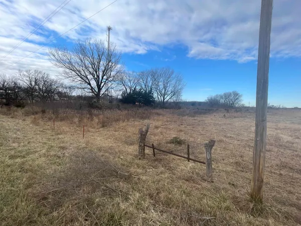 $49,000 | 0 Northeast 150th Street, Cassoday, KS 66842