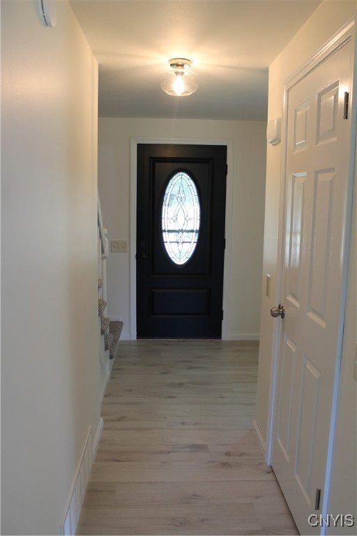 111 Willowcrest Drive Elbridge, NY 13060 - Photo 14 of 44 Front Hall