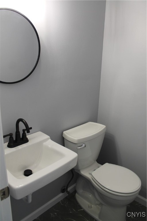 111 Willowcrest Drive Elbridge, NY 13060 - Photo 17 of 44 Half Bath- First floor