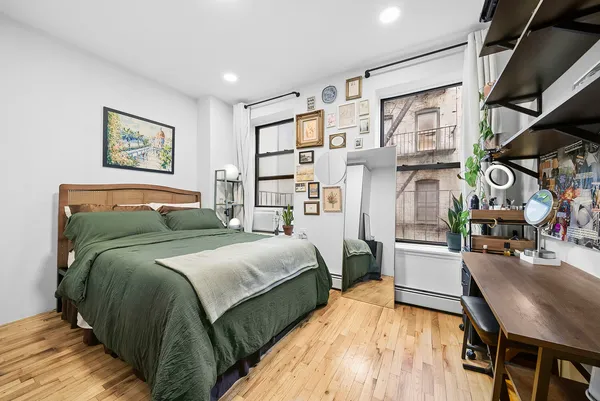 $645,000 | 319 East 105th Street, Unit 4D | East Harlem