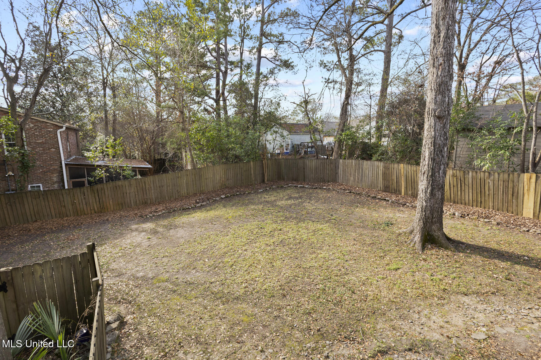 1417 Poplar Boulevard Jackson, MS 39202 - Photo 13 of 48 1417 Poplar-40