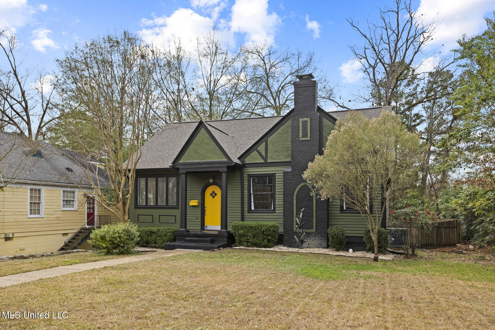 1417 Poplar Boulevard Jackson, MS 39202 - Photo 2 of 48 1417 Poplar-2