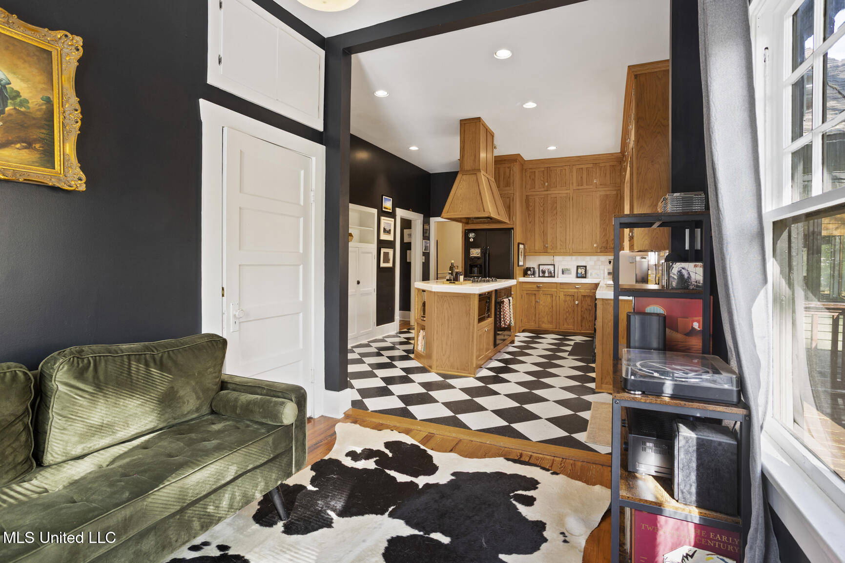 1417 Poplar Boulevard Jackson, MS 39202 - Photo 26 of 48 1417 Poplar-27