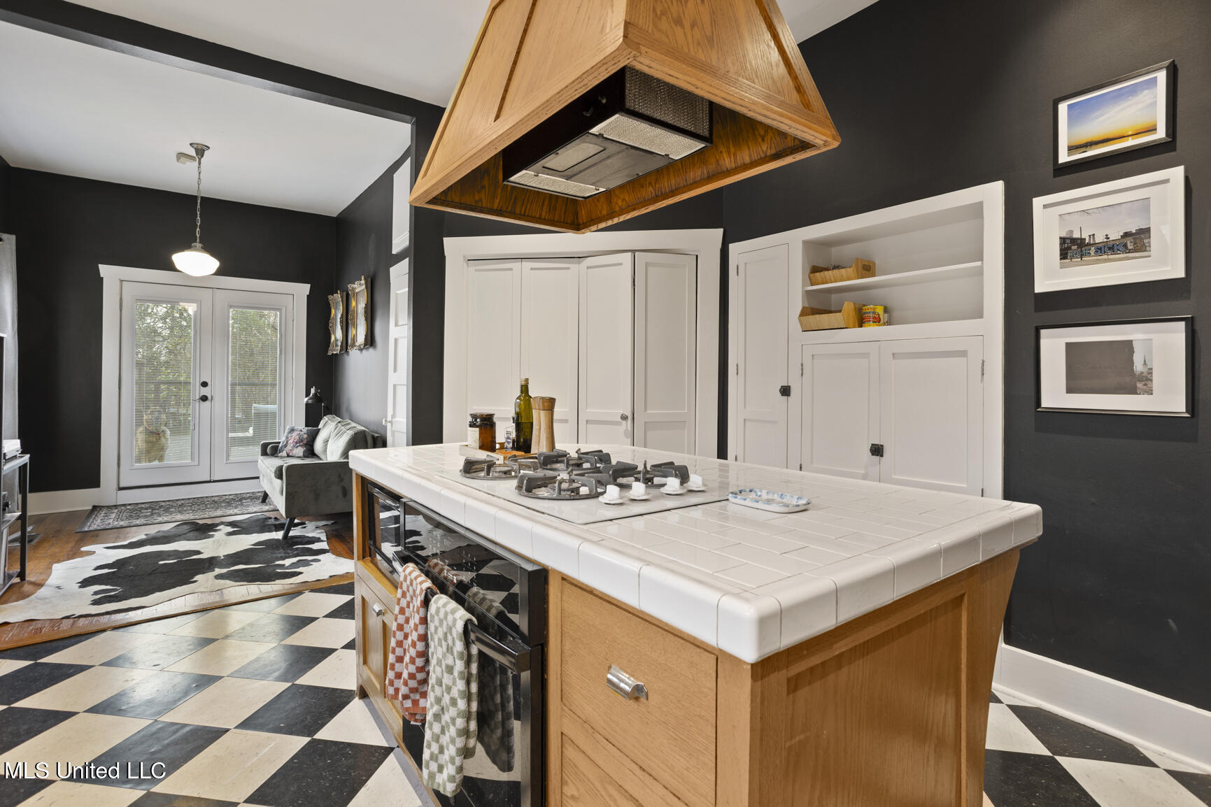 1417 Poplar Boulevard Jackson, MS 39202 - Photo 28 of 48 1417 Poplar-25