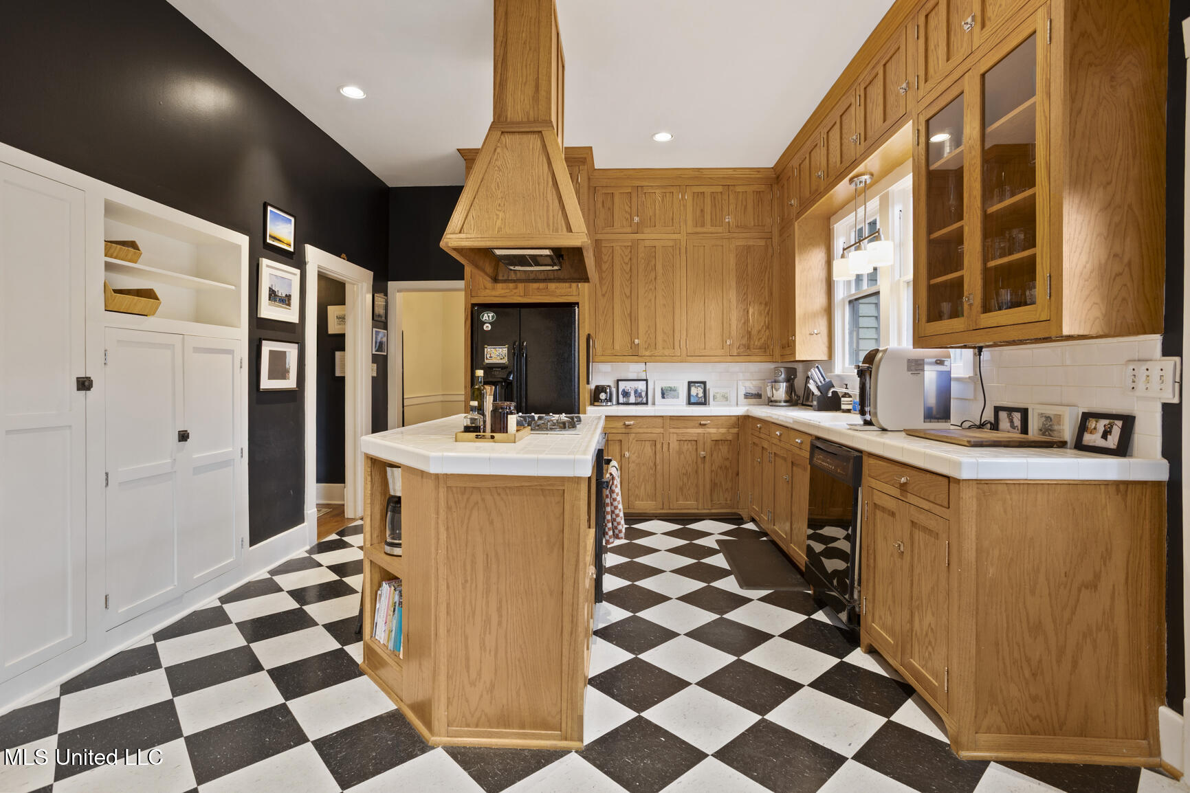 1417 Poplar Boulevard Jackson, MS 39202 - Photo 33 of 48 1417 Poplar-21