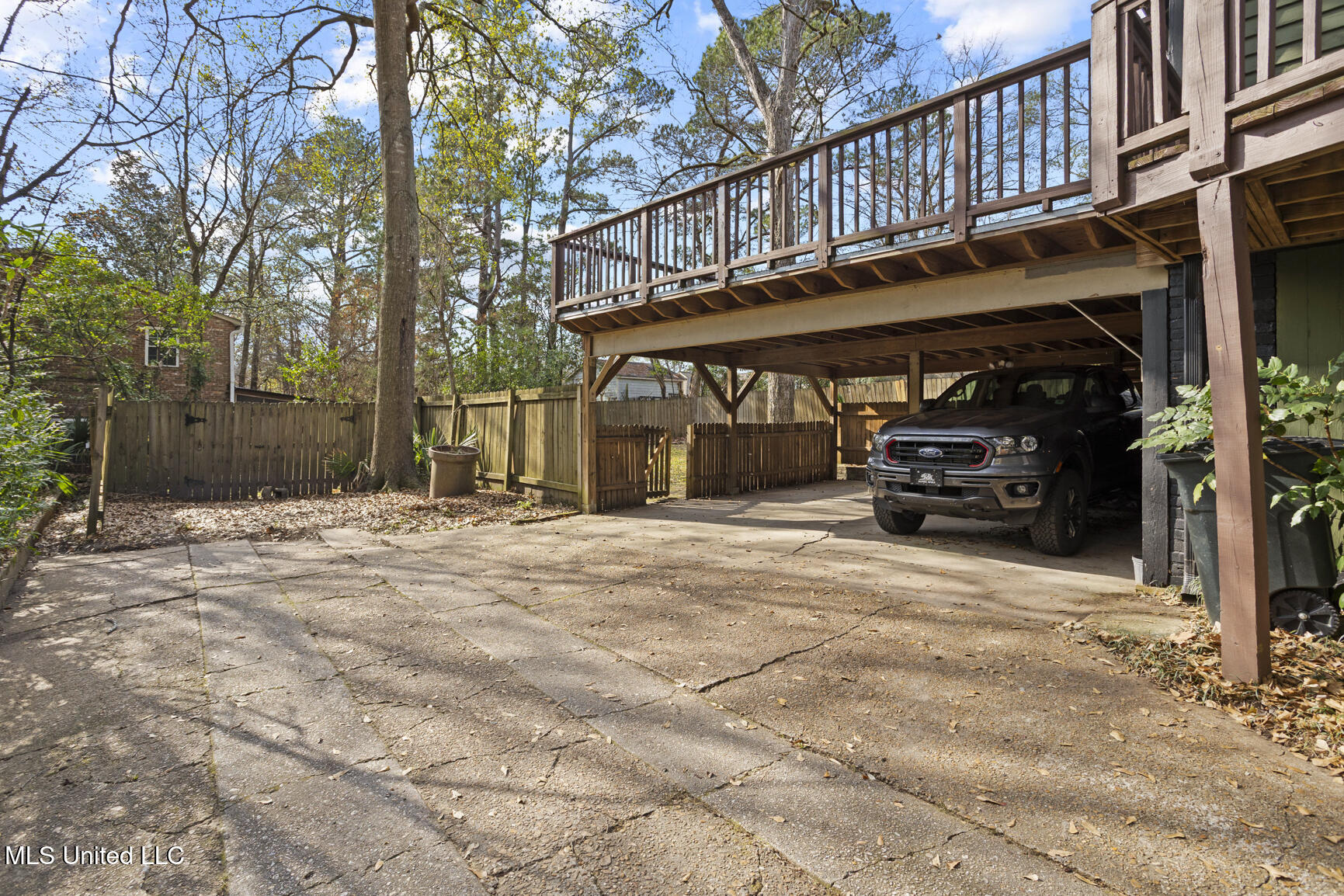 1417 Poplar Boulevard Jackson, MS 39202 - Photo 7 of 48 1417 Poplar-45