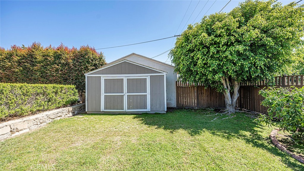 735 Los Altos Avenue Long Beach, CA 90804 - Photo 34 of 39