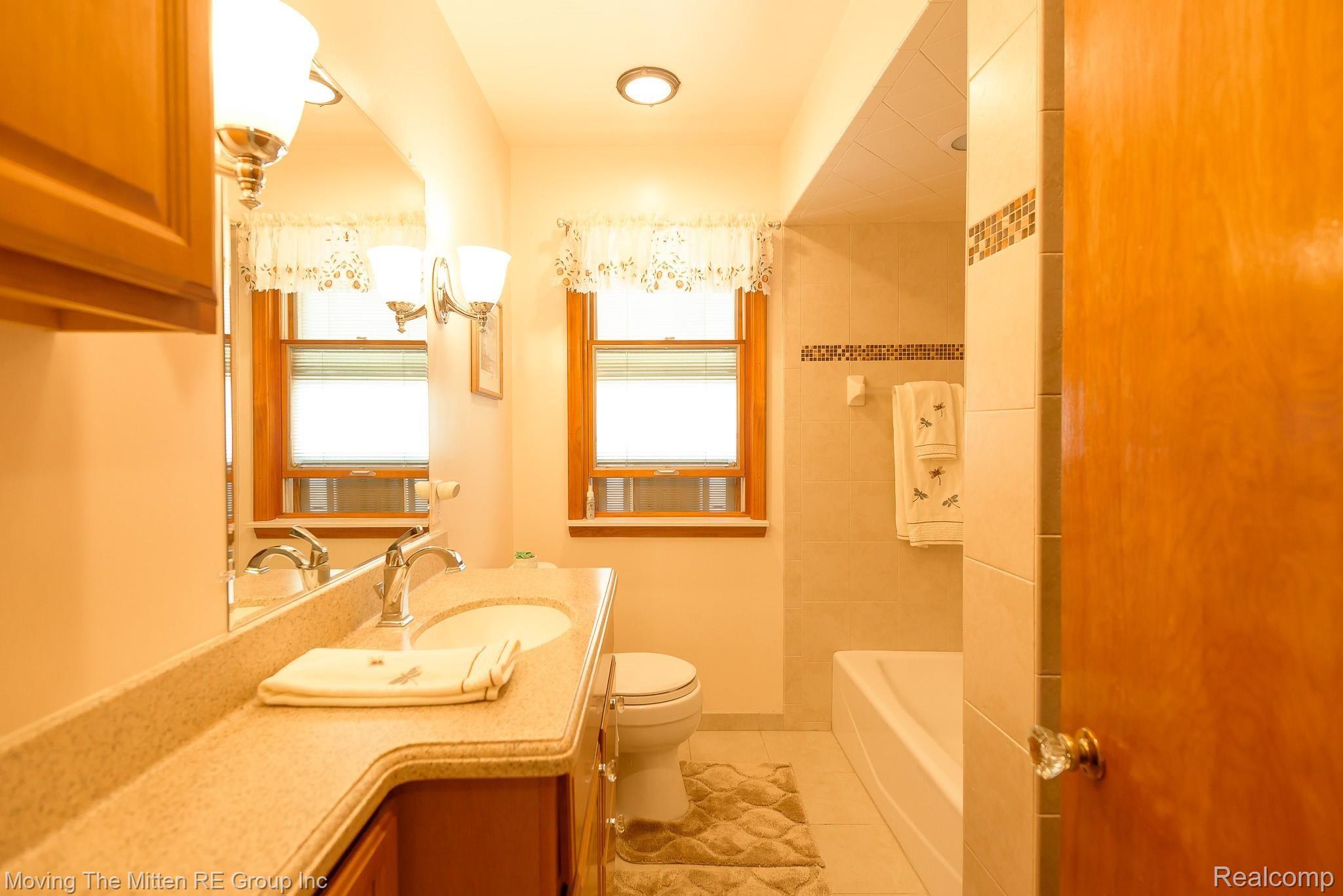 9345 Ruth Avenue Allen Park, MI 48101 - Photo 25 of 57 MTM_9345_ruth-20.jpg