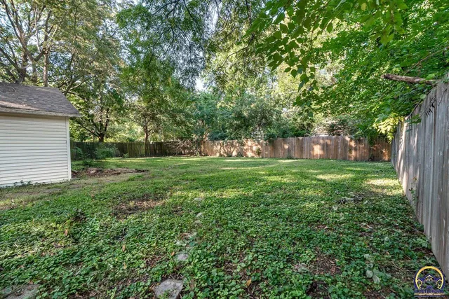 $136,900 | 917 Southwest Warren Avenue, Topeka, KS 66606