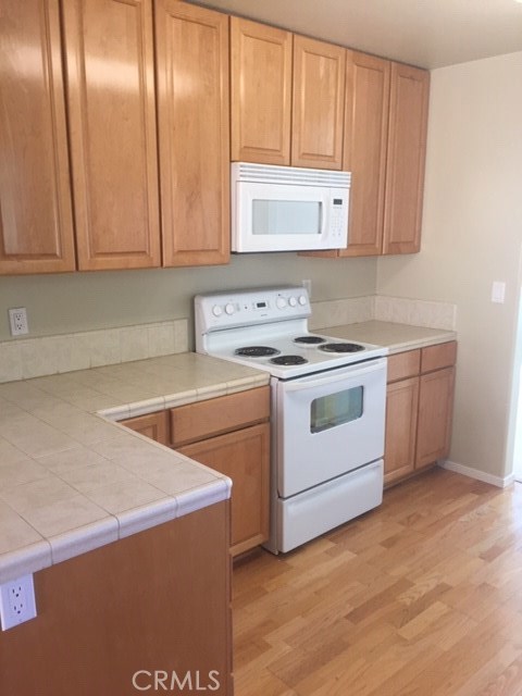 16456 Conestoga Road Hidden Valley Lake, CA 95467 - Photo 17 of 35 Kitchen