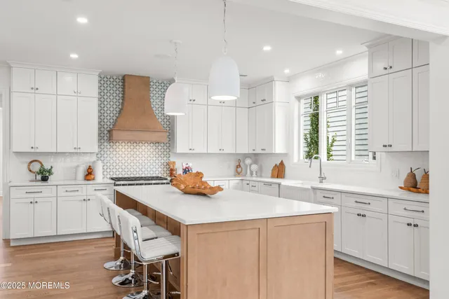 $4,675,000 | 510 Beacon Boulevard, Sea Girt, NJ 08750