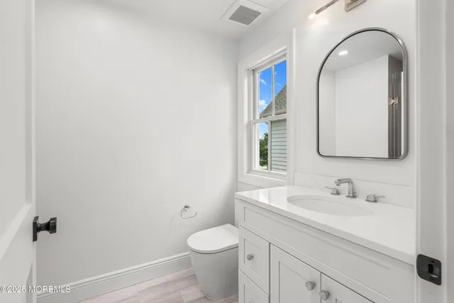 $4,675,000 | 510 Beacon Boulevard, Sea Girt, NJ 08750