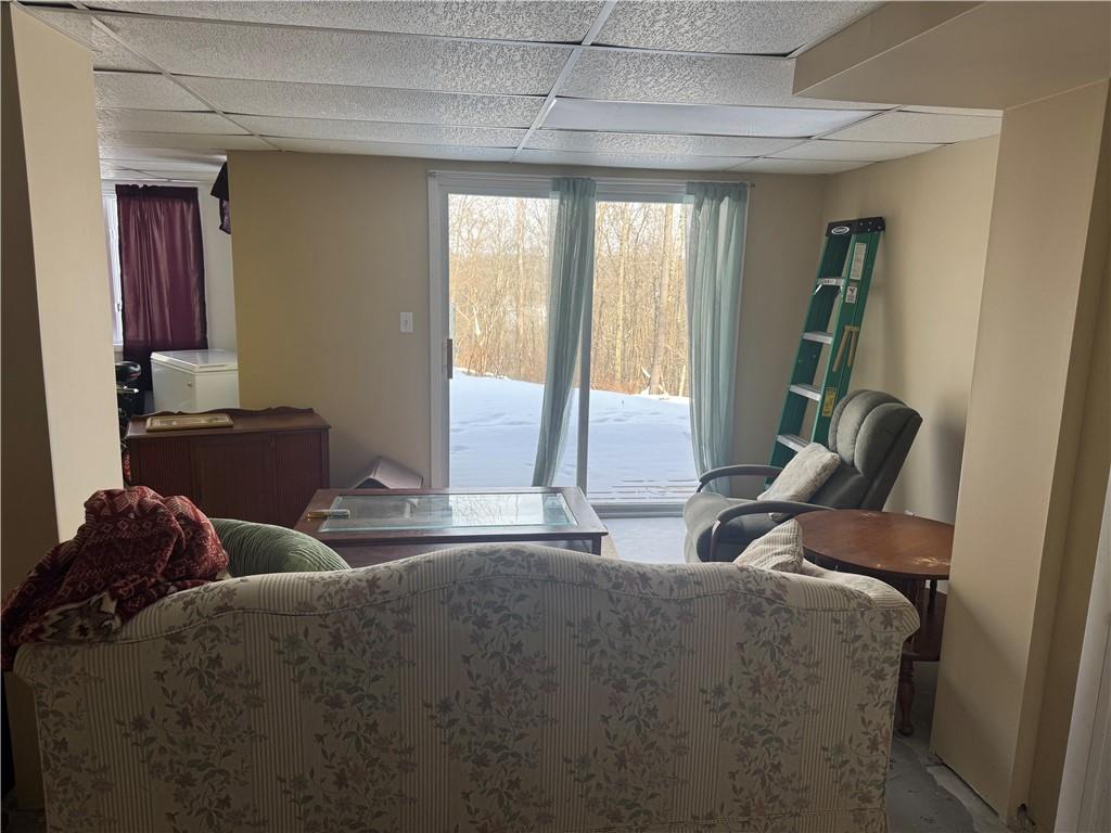 189 Hicks Road Renfrew, PA 16053 - Photo 17 of 23