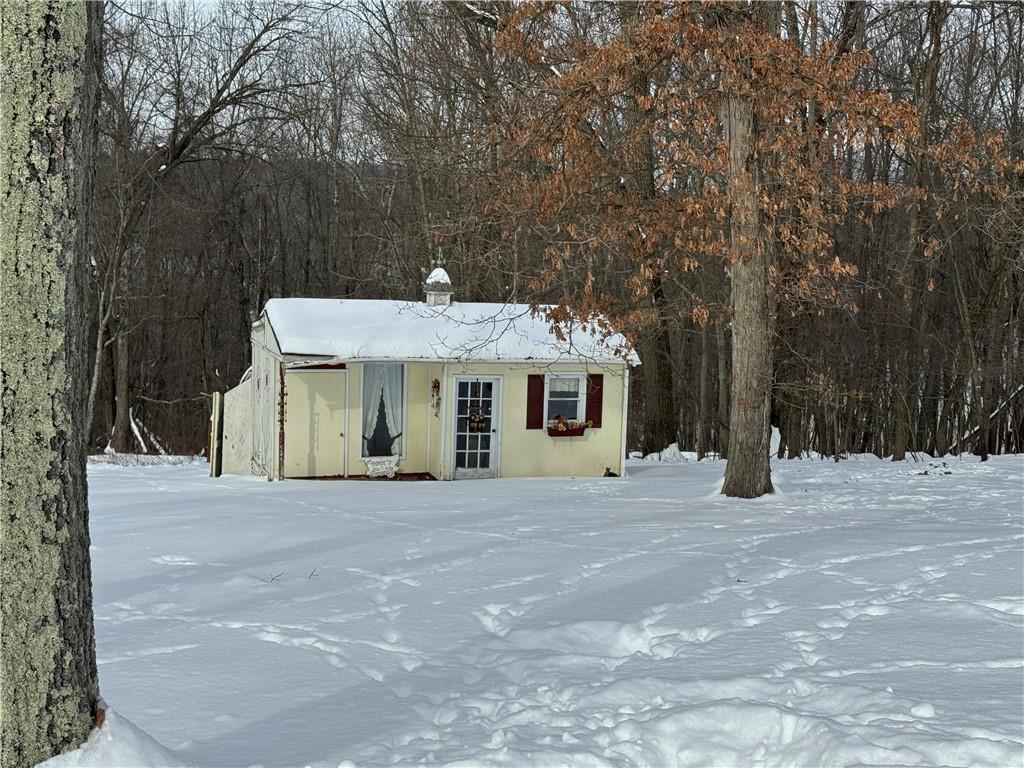 189 Hicks Road Renfrew, PA 16053 - Photo 2 of 23