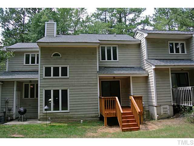 5103 Butternut Road Durham, NC 27707 - Photo 4 of 22 Exterior Back