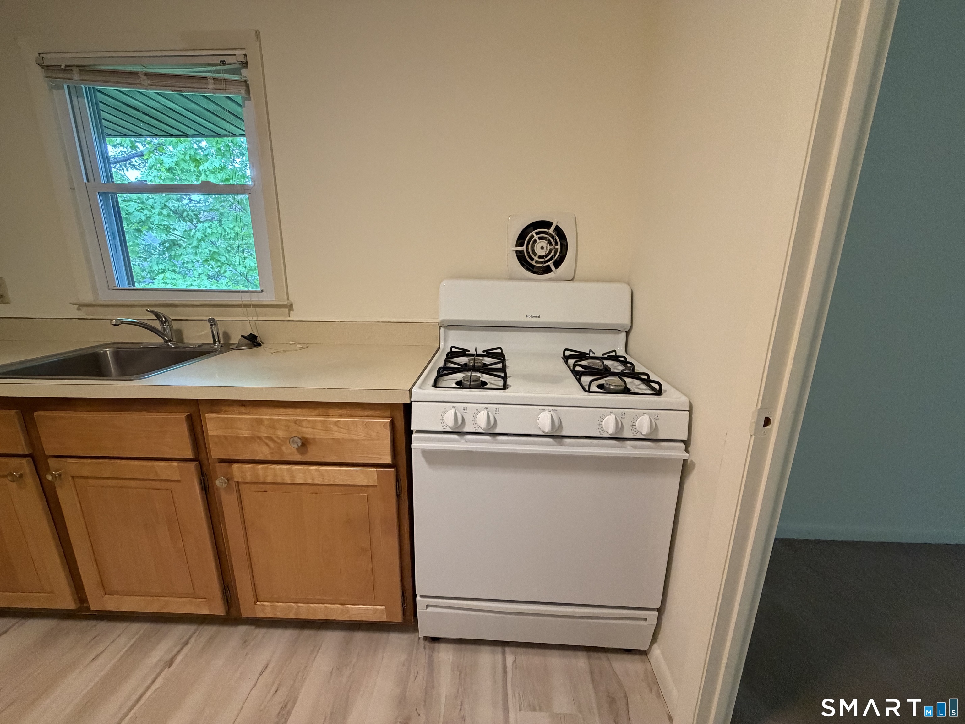 888 Main Street, Unit 2F Torrington, CT 06790 - Photo 7 of 21