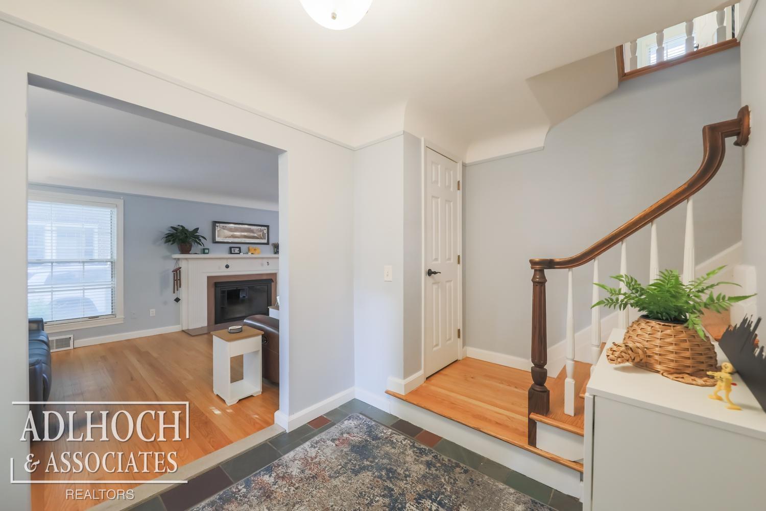 785 Bedford Road Grosse Pointe, MI 48230 - Photo 19 of 42 50220751-145f48ec-6c88-4cae-8fc8-00099b28d471.JPG
