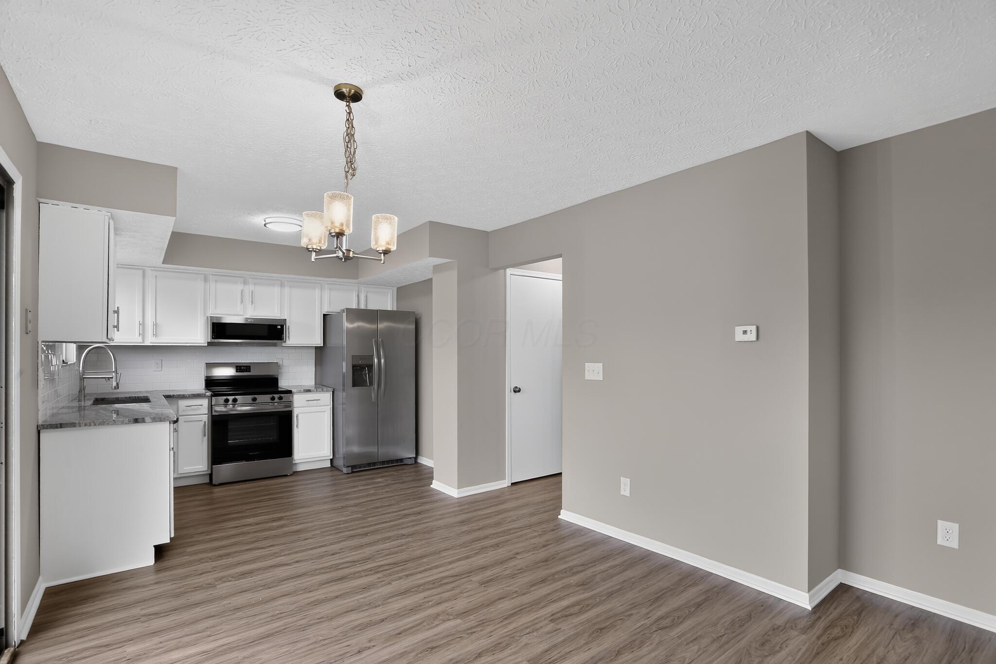 2893 Barrows Road Columbus, OH 43232 - Photo 7 of 23