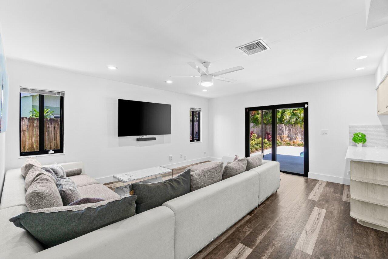 17725 Briar Patch Trail Boca Raton, FL 33487 - Photo 11 of 35 005-17725BriarPatchTrail-BocaRaton-FL-33