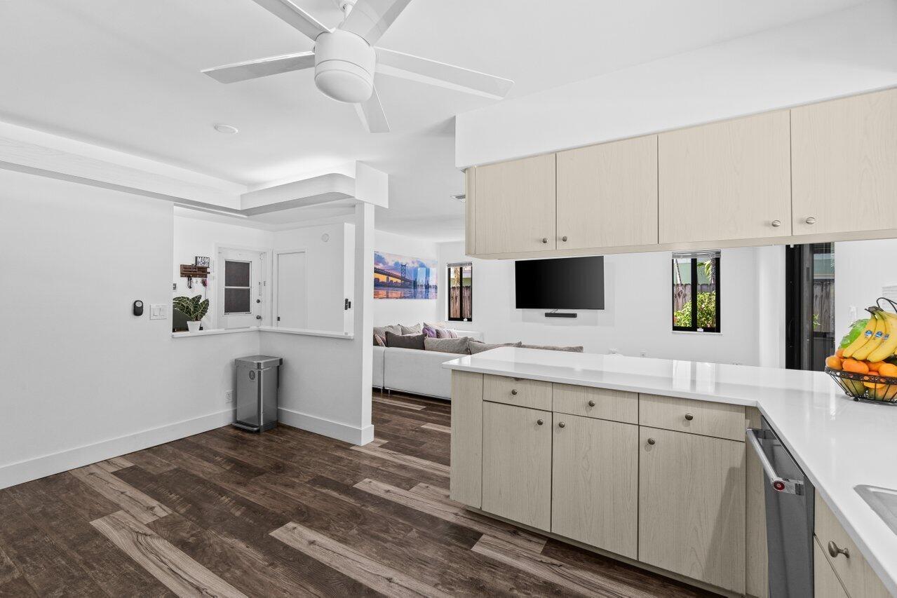 17725 Briar Patch Trail Boca Raton, FL 33487 - Photo 18 of 35 014-17725BriarPatchTrail-BocaRaton-FL-33