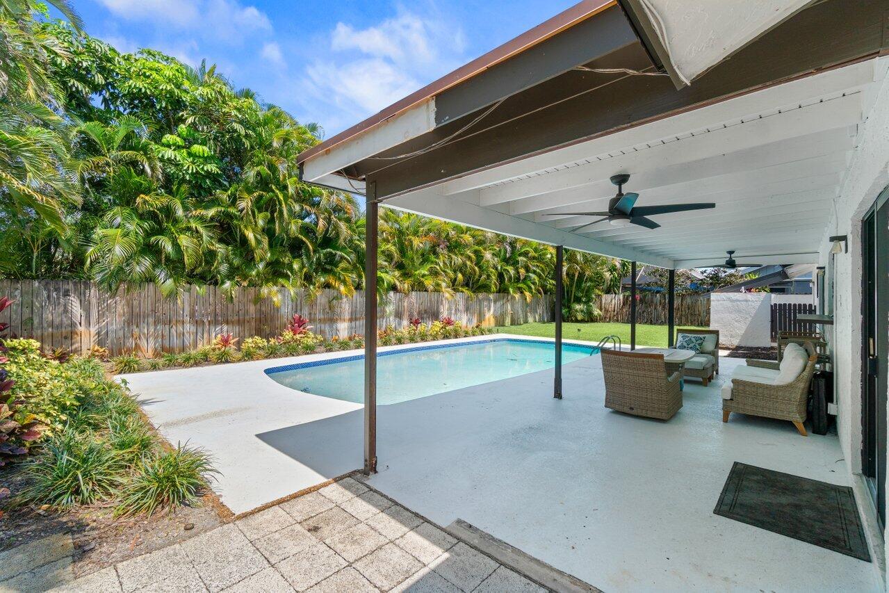 17725 Briar Patch Trail Boca Raton, FL 33487 - Photo 28 of 35 030-17725BriarPatchTrail-BocaRaton-FL-33