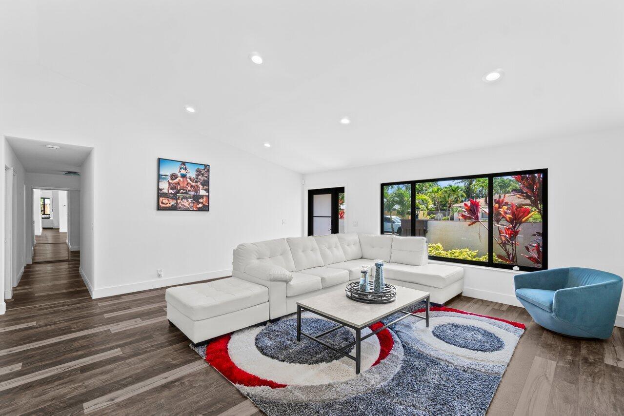 17725 Briar Patch Trail Boca Raton, FL 33487 - Photo 8 of 35 020-17725BriarPatchTrail-BocaRaton-FL-33