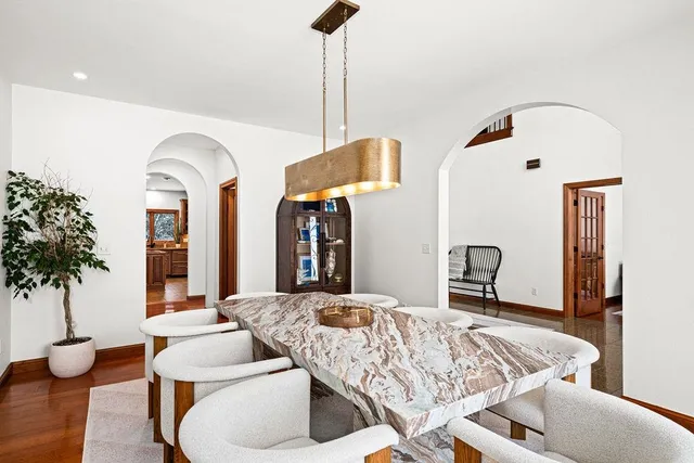 $1,599,900 | 1944 Chinook Drive, Duluth, MN 55811