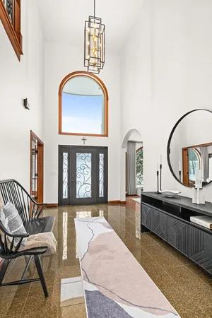 $1,599,900 | 1944 Chinook Drive, Duluth, MN 55811