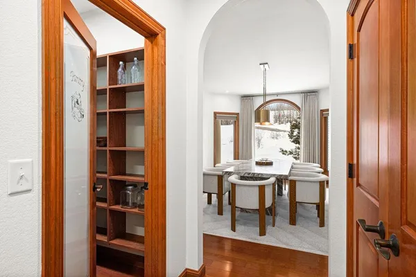 $1,599,900 | 1944 Chinook Drive, Duluth, MN 55811