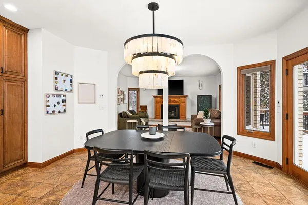 $1,599,900 | 1944 Chinook Drive, Duluth, MN 55811